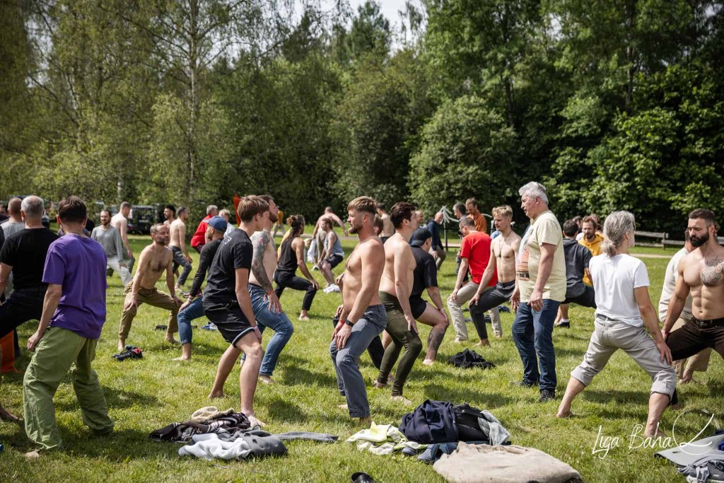 nodarbība vīriešiem festivālā būtība