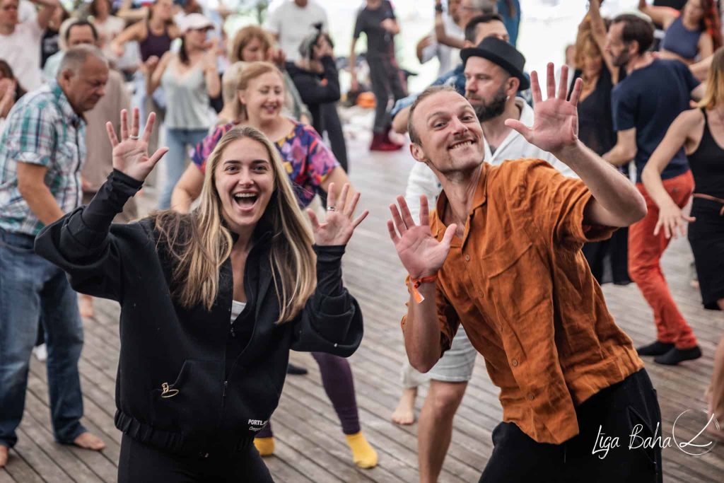 piesakies festivāla brīvprātīgo komandai