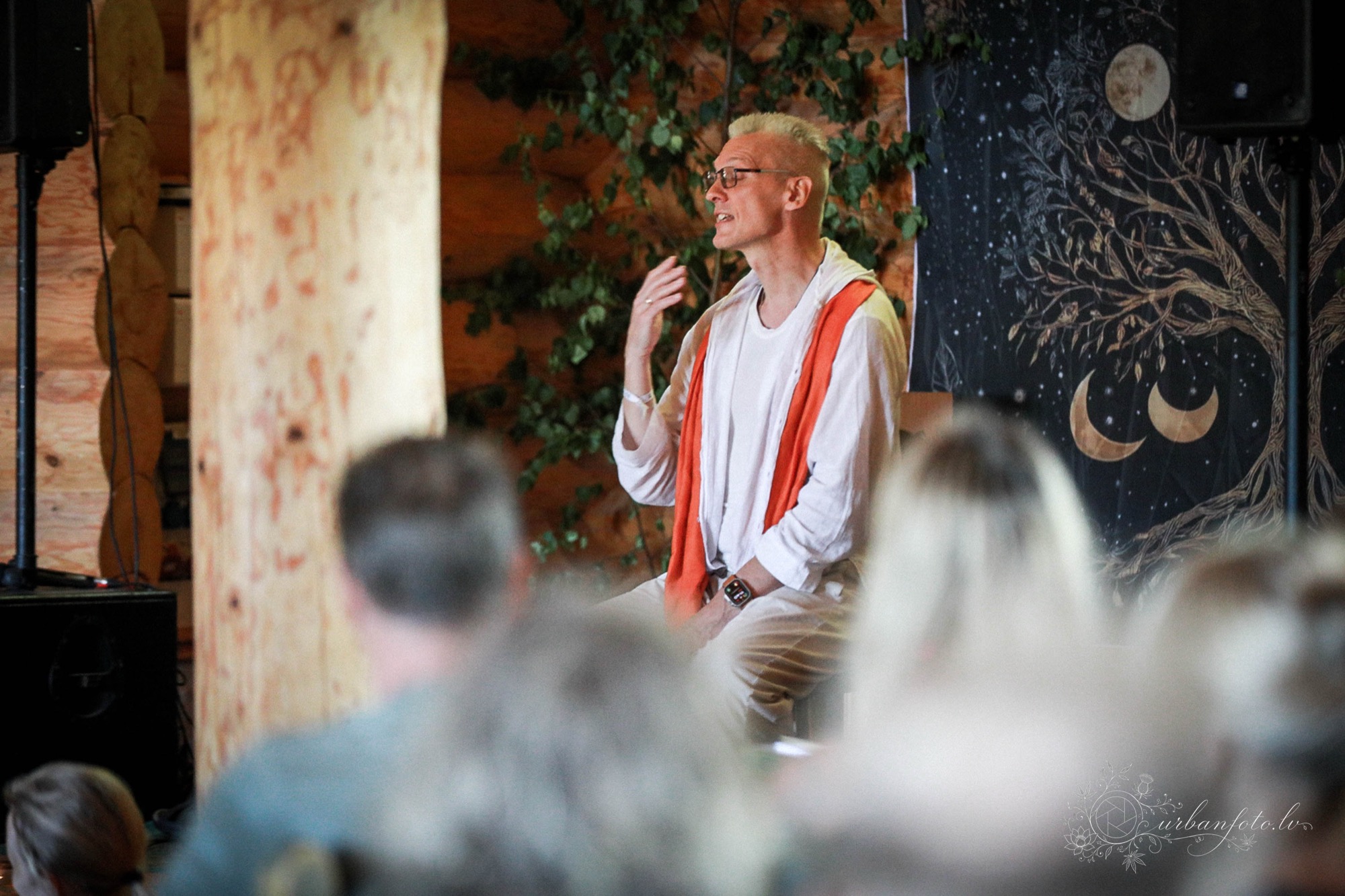 Ansis Stabingis leading a mindfulness workshop at Būtība festival