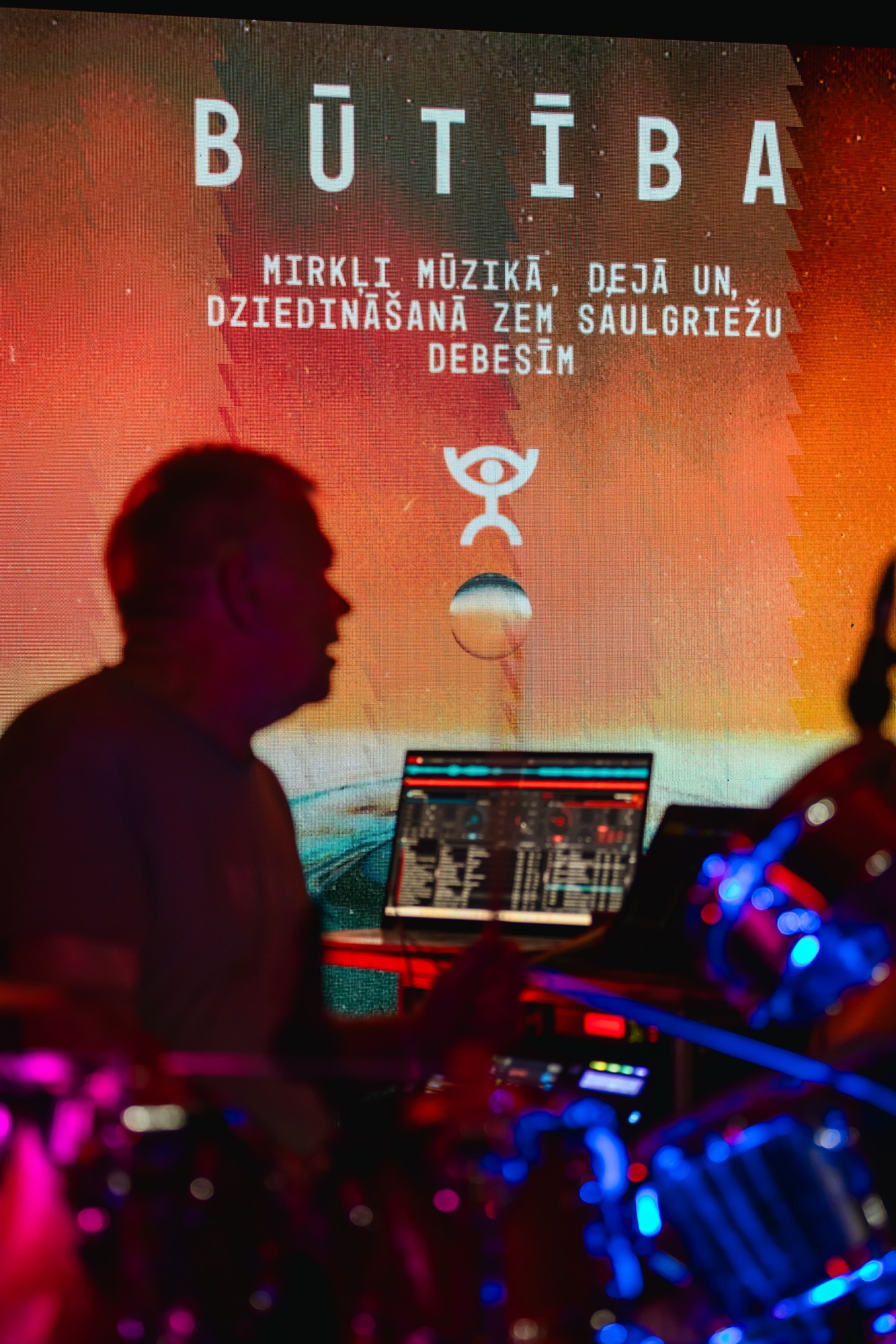 Rishi during trance dance event at Festival Būtība